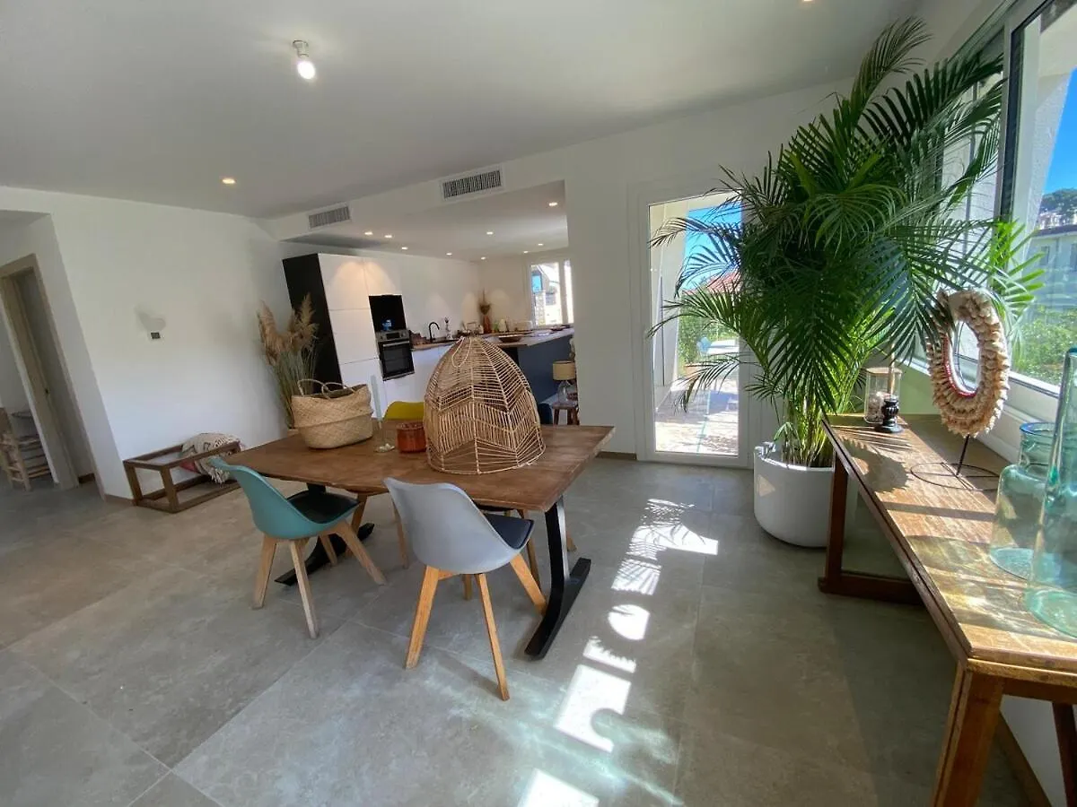 4 Bedroom House Le Cannet Villa