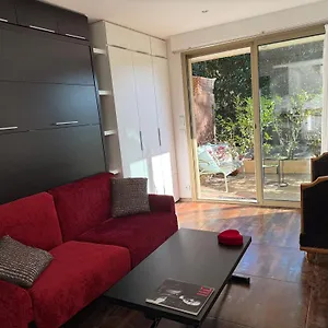 Confort Au Calme Avec Jardin Proche Cannes Apartment